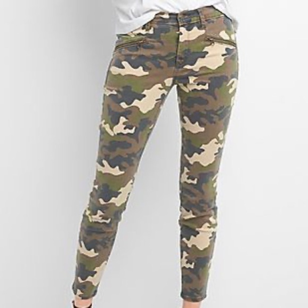GAP jeans mid rise camo